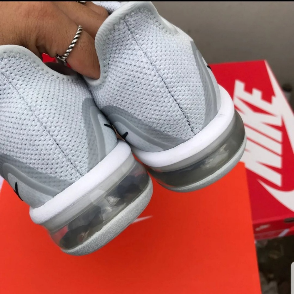 NIKE AIR MAX SEQUENT LIGHT GRAY SIZE 7.5 - Picture 3 of 5